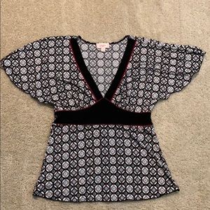 Candie’s dressy top.